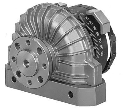 ACTUADOR GIRATORIO DSRL-16-180-P-FW / TAMAÑO 16MM / ANG GIRO NOM 180º / EJE C/ BRIDA / AMORT TOPES ELAST / CONEX. NE. M5