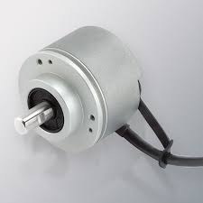 Encoder Incremental de 360 de pulsos por vuelta. Cuerpo de aluminio diametro 36.5mm IP65. Eje saliente de diametro 6mm, 6000RPM, Alimentacion 11..30Vdc, salida LineDriver diferencial Push-Pull 11.30Vdc, canales ABZ y negados, salida cable radial largo 2m   36-1721-360